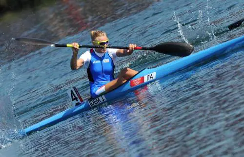 L'ultima pagaiata di Josefa «Italia fai come me e ti rialzi»