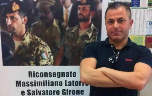 Cede il pilastro dell'amaca Muore un consigliere del Pdl