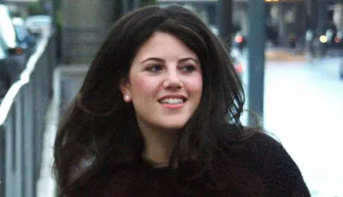 La Lewinsky dopo il caso Weinstein: "Clinton abusò del suo potere"