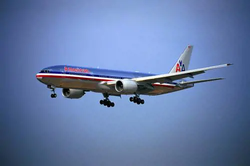 Un Boeing 777 di American Airlines