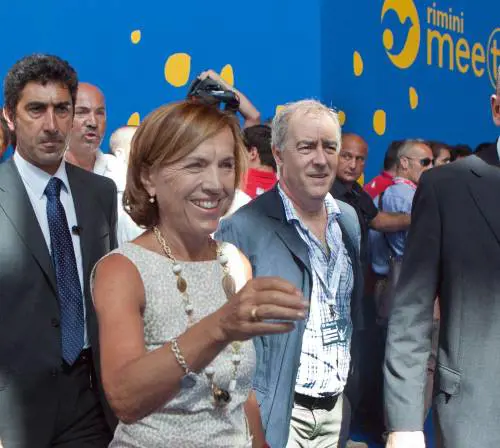 Promesse, passerelle e baci La campagna dei «Monti boys»