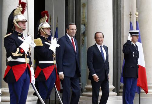 Hollande: la Grecia resterà nell'euro, ma sia credibile. Samaras: ce la faremo