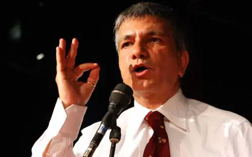 Vendola scarica Casini: meglio Di Pietro 