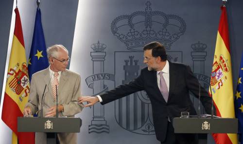 Il presidente del Consiglio Ue Van Rompuy con il premier spagnolo Rajoy