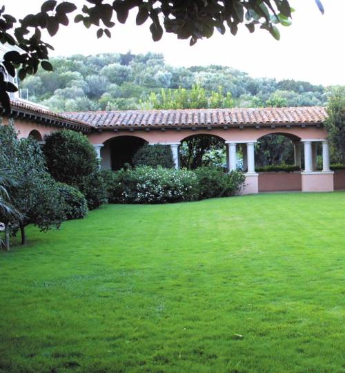 Uno dei giardini di Villa Certosa, residenza di Silvio Berlusconi