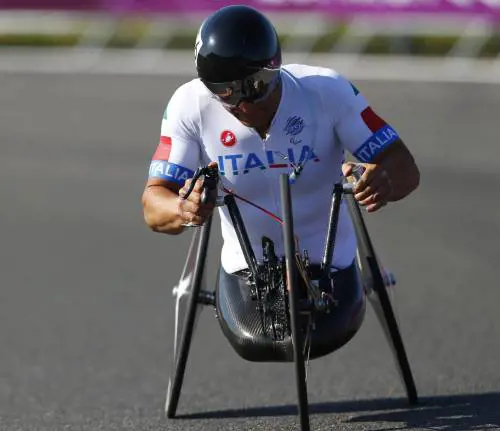 Italia a quota 21 Zanardi replica a Villaggio 100, Pistorius ko