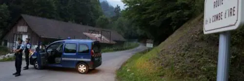 Tocca a una bimba di 7 anni aiutare gli investigatori a trovare i killer dei genitori