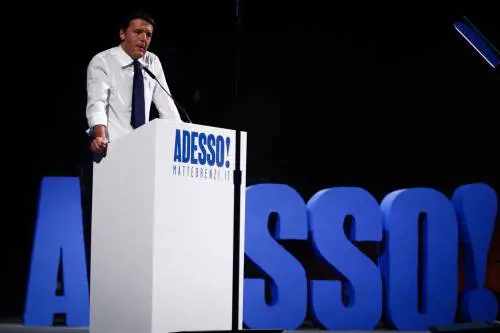 Il camper di Renzi parte da Verona per la sfida a Bersani