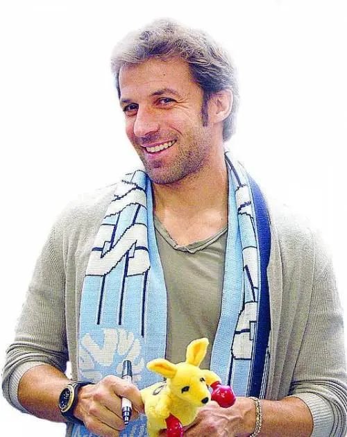 Del Piero accolto da eroe del nuovo mondo