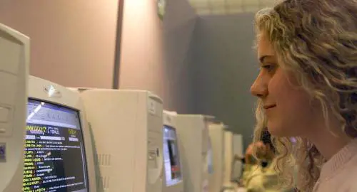 Altro che scuola digitalizzata Tolgono i computer agli studenti