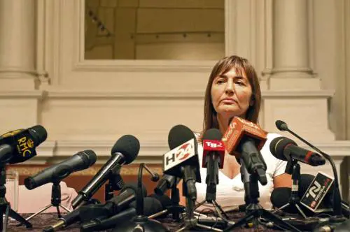 Laziogate, la Polverini si dimette e accusa: "Consiglio indegno, li mando a casa io"