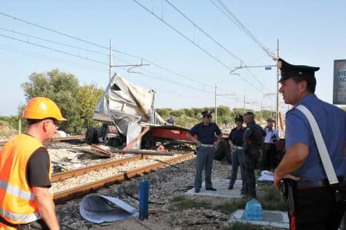 Treni, incidente in Puglia. Muore macchinista