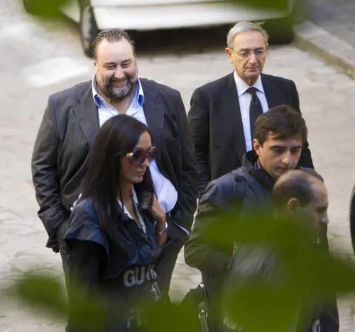 Non basta: doveva denunciare i consiglieri che rubavano