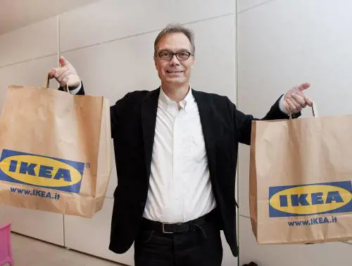 La folle storia dell'Ikea (e non solo): investe, ma la burocrazia la blocca