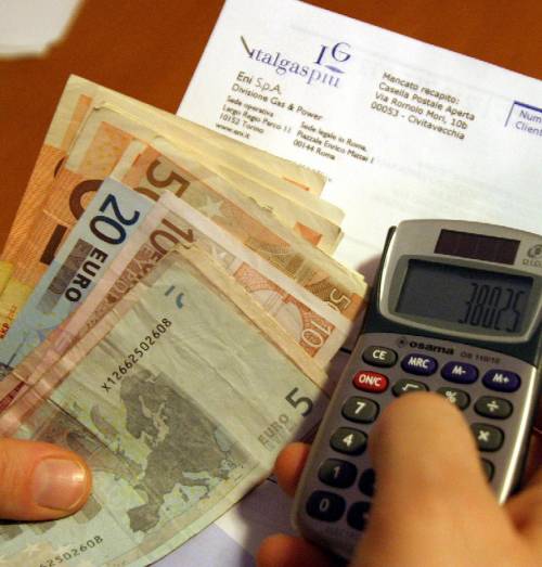 Svizzera, bocciata la proposta per i salari equi