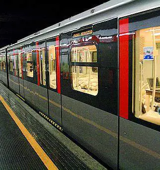 I treni della metropolitana li pagavamo 9,7 milioni. Ora «solo» sette