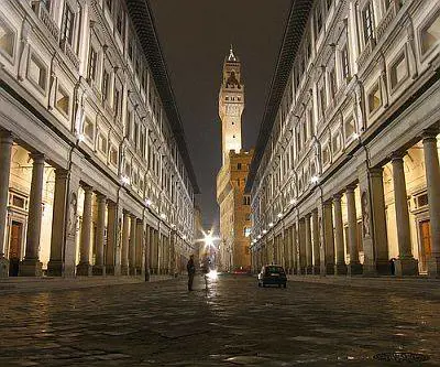Firenze, "bagarini" anche agli Uffizi