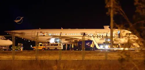 Aereo di linea siriano costretto ad atterrare all'aeroporto di Ankara