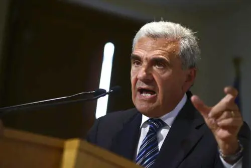 Decreto Sanità, la Camera dà la fiducia