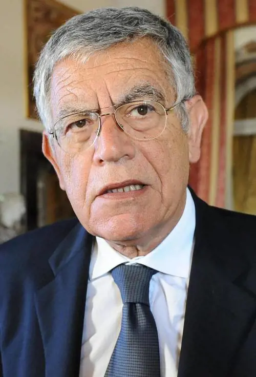 Ecco il mini taglio Irpef: meno tasse sui redditi ma è solo un contentino