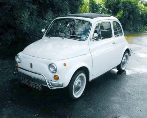 Il Club 500 scrive a Cameron: "Non vendere l'auto"