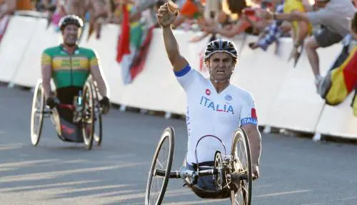 Zanardi: "Grazie alle Sfide in tv ho sconfitto la mia timidezza"