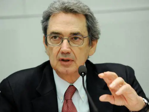 Telecom, ok all'accordo con Buora e Ruggiero Passa la linea Bernabé