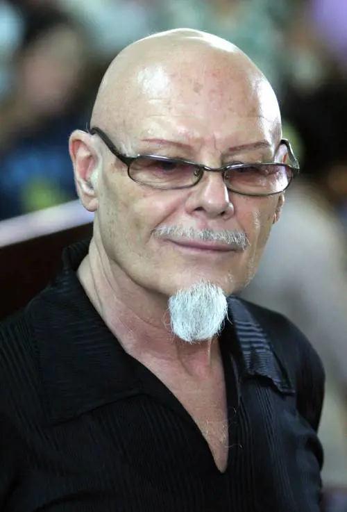 Londra, primo arresto nello scandalo Jimmy Savile: in manette l'ex rockstar Gary Glitter 