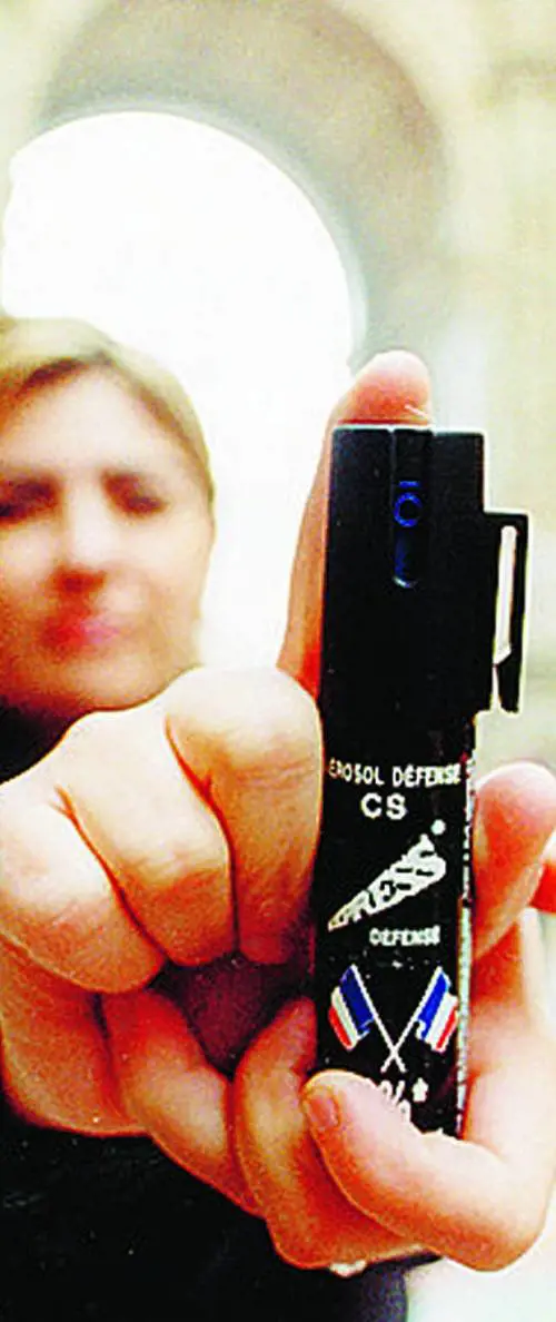 Spray urticante in classe, sette all'ospedale TRA I BANCHI Nausea, bruciore agli occhi e alla gola E un grande spavento