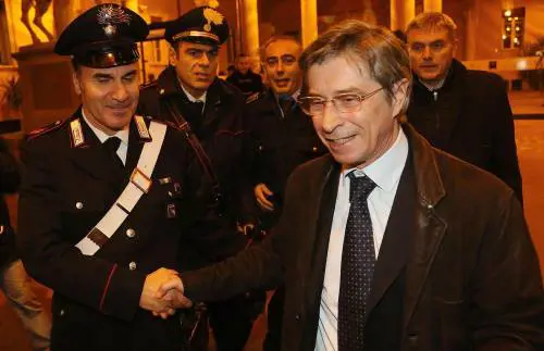 Il governatore al funerale del carabiniere ucciso a Lodi