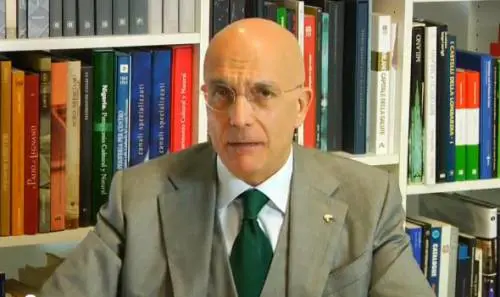 Albertini lancia su Youtube la sua corsa al Pirellone