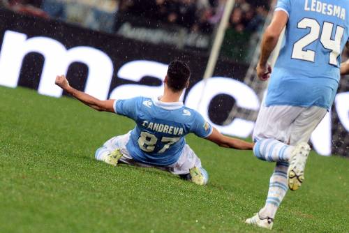Il derby della Capitale alla Lazio. Sconfitte le milanesi