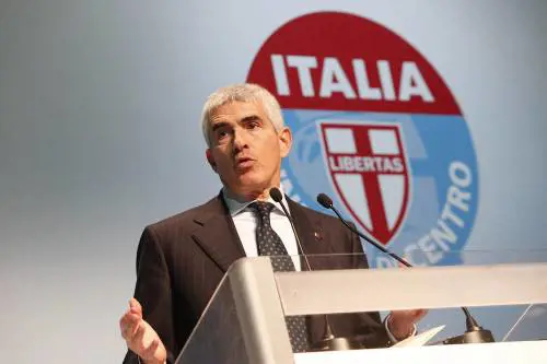 Casini e Bersani si mandano a quel paese