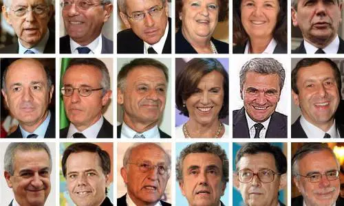 Se continua così ci cucchiamo di nuovo i tecnici