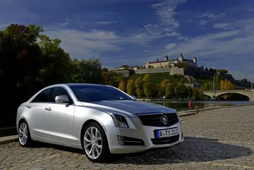 Prova su strada per la Cadillac ATS