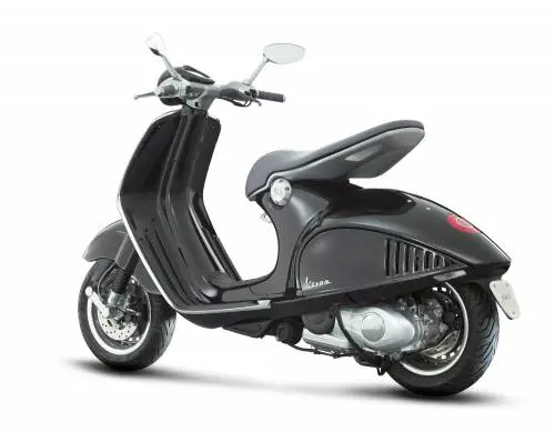 Vespa 946
