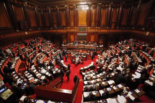 Prime defezioni tra i grillini: Fattori contro Milleproroghe