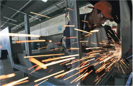 Istat, ancora un calo del Pil