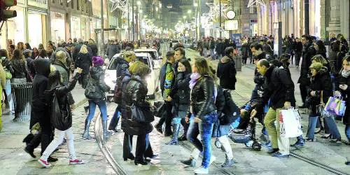 Avvento, per chi fa shopping è già Natale