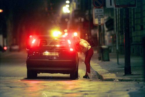 Prostituzione in viale Abruzzi a Milano