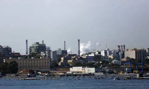 Ilva, indagati sindaco di Taranto e segretario ex arcivescovo