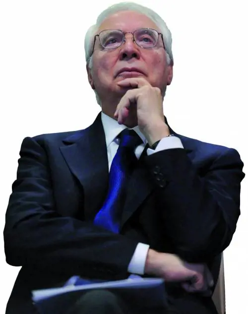 Geronzi svela 30 anni di trame: "Così si muovono i poteri forti"