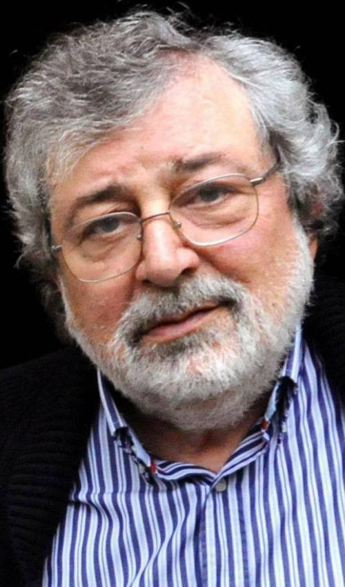 Guccini snobba il fan Renzi E la vetero-sinistra applaude