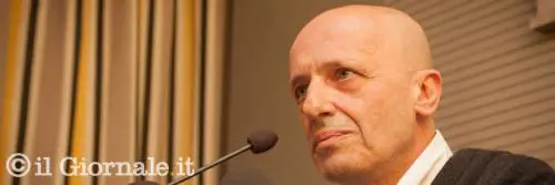 Il direttore del Giornale, Alessandro Sallusti, in conferenza stampa