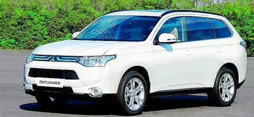 Mitsubishi Outlander volta pagina Ora ha più personalità e un abitacolo fino a sette posti