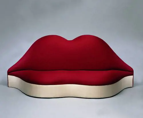 "Mae West Lips Sofa" (1936) di Salvator Dalì