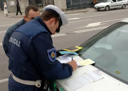 Multe al contrario a pedoni e automobilisti 