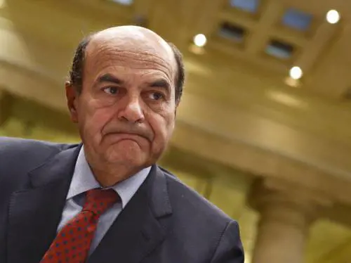 Invece Bersani è nei guai e pensa alla «tassa Cgil»