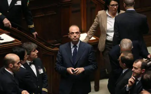 Il segretario del Pdl, Angelino Alfano, durante il voto di fiducia in aula della Camera