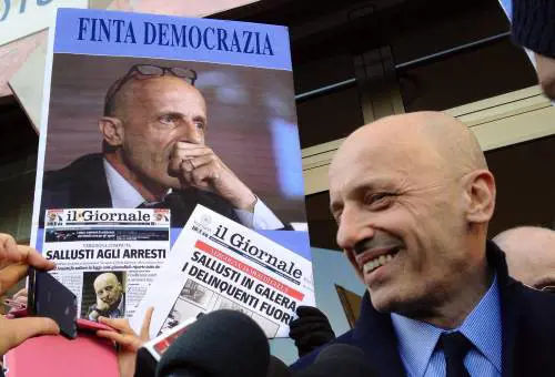 Il direttore del Giornale, Alessandro Sallusti, al termine del processo per direttissima